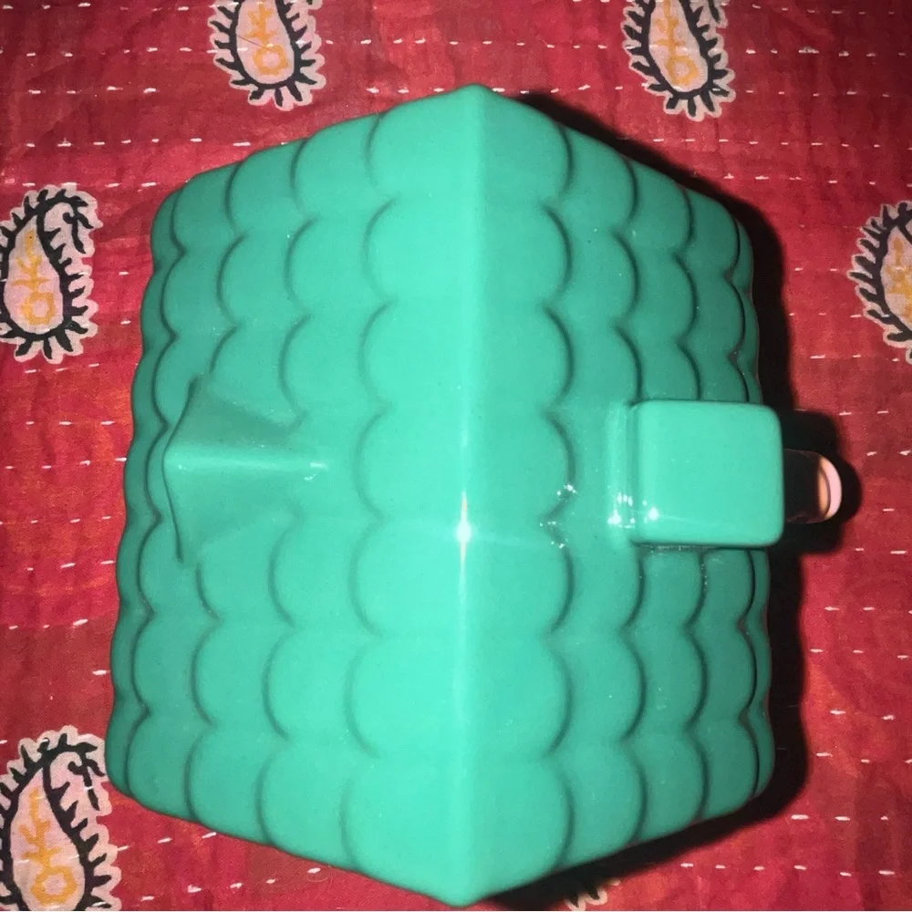 NWT Starbucks HOLIDAY 2025 Pink Mug with Green Roof Lid 14oz 414ml LTD EDITION